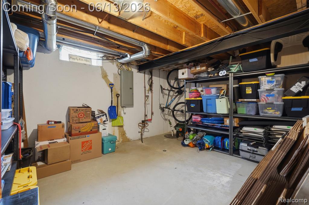 41920 Wolfe Pass Novi, MI 48377 - Photo 35 of 77