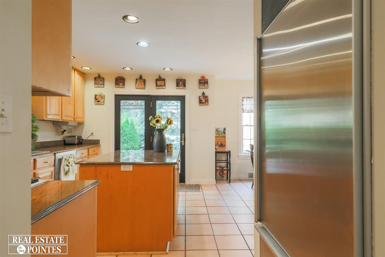 741 Trombley Road Grosse Pointe Park, MI 48230 - Photo 29 of 63