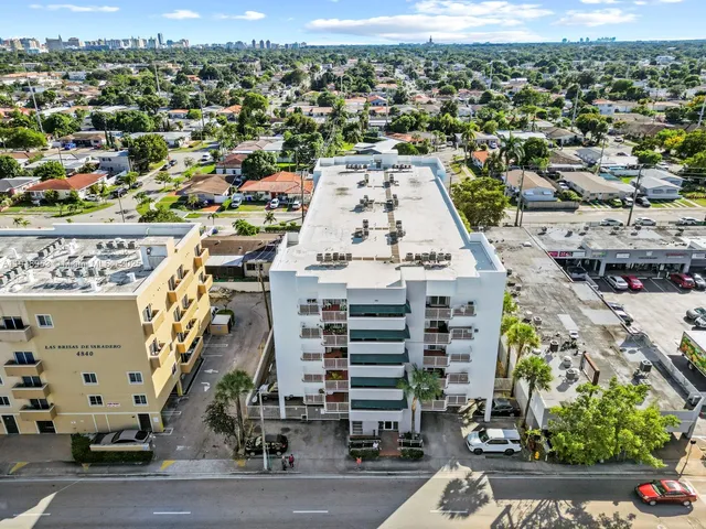 $375,000 | 4854 Northwest 7th Street, Unit 206, Miami, FL 33126