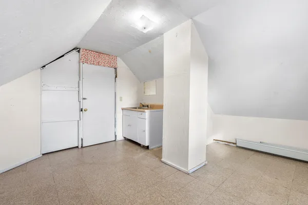 $640,000 | 23-25 Salem Street, Nashua, NH 03064
