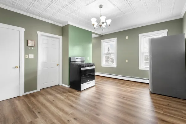 $640,000 | 23-25 Salem Street, Nashua, NH 03064