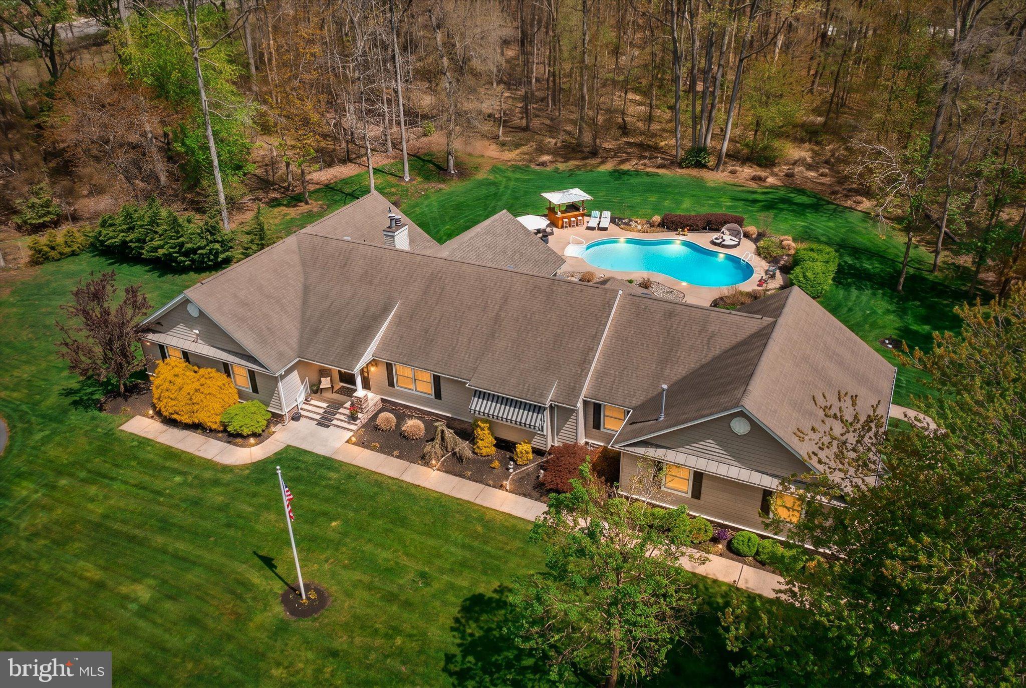 83 Oak Glen Road Howell, NJ 07731 - Photo 2 of 67