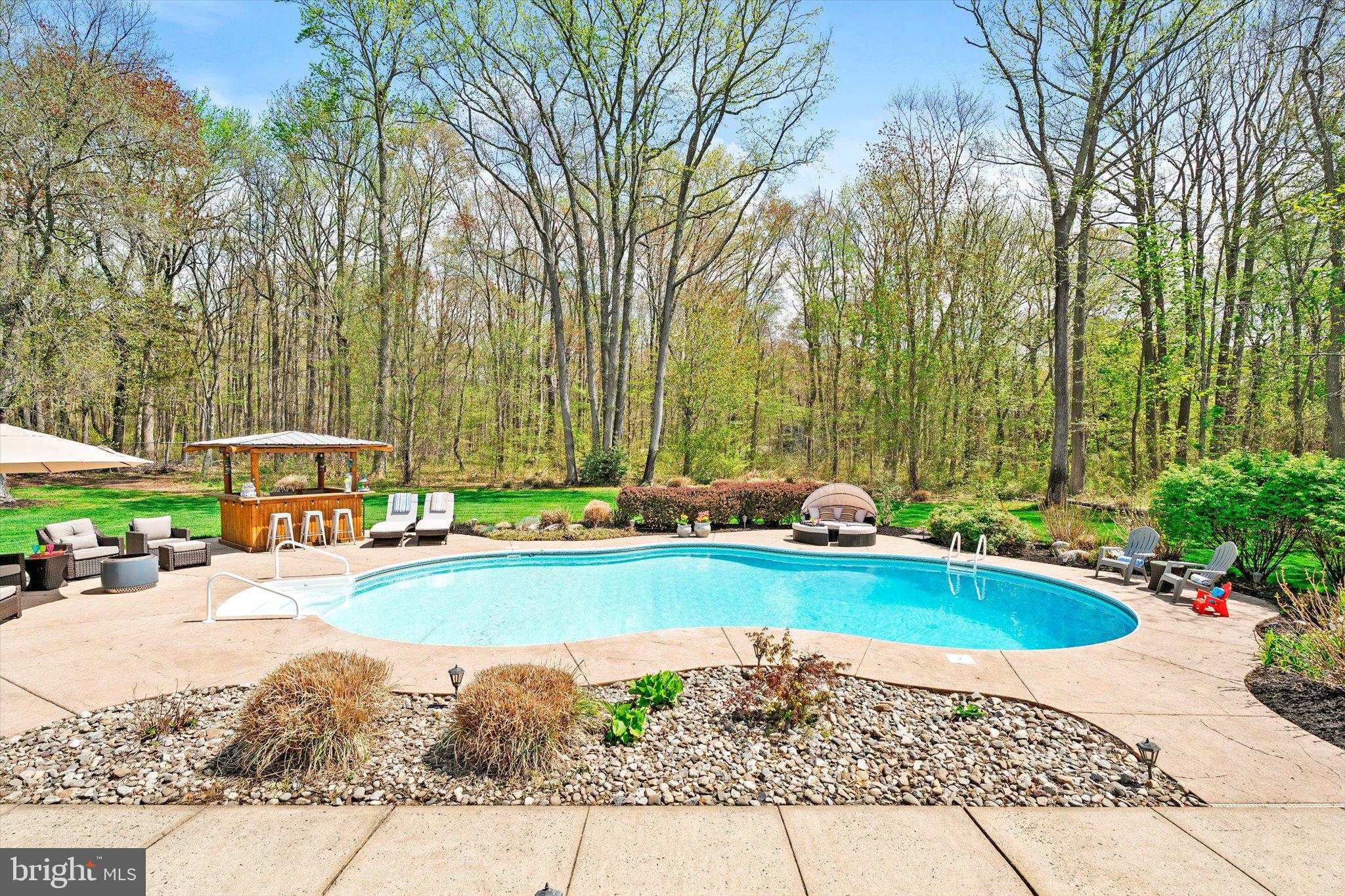 83 Oak Glen Road Howell, NJ 07731 - Photo 38 of 67