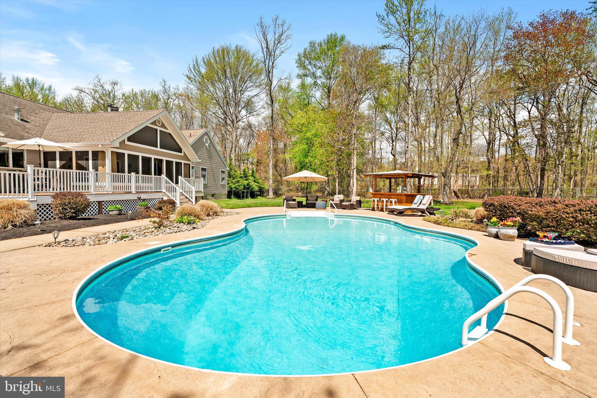 83 Oak Glen Road Howell, NJ 07731 - Photo 40 of 67
