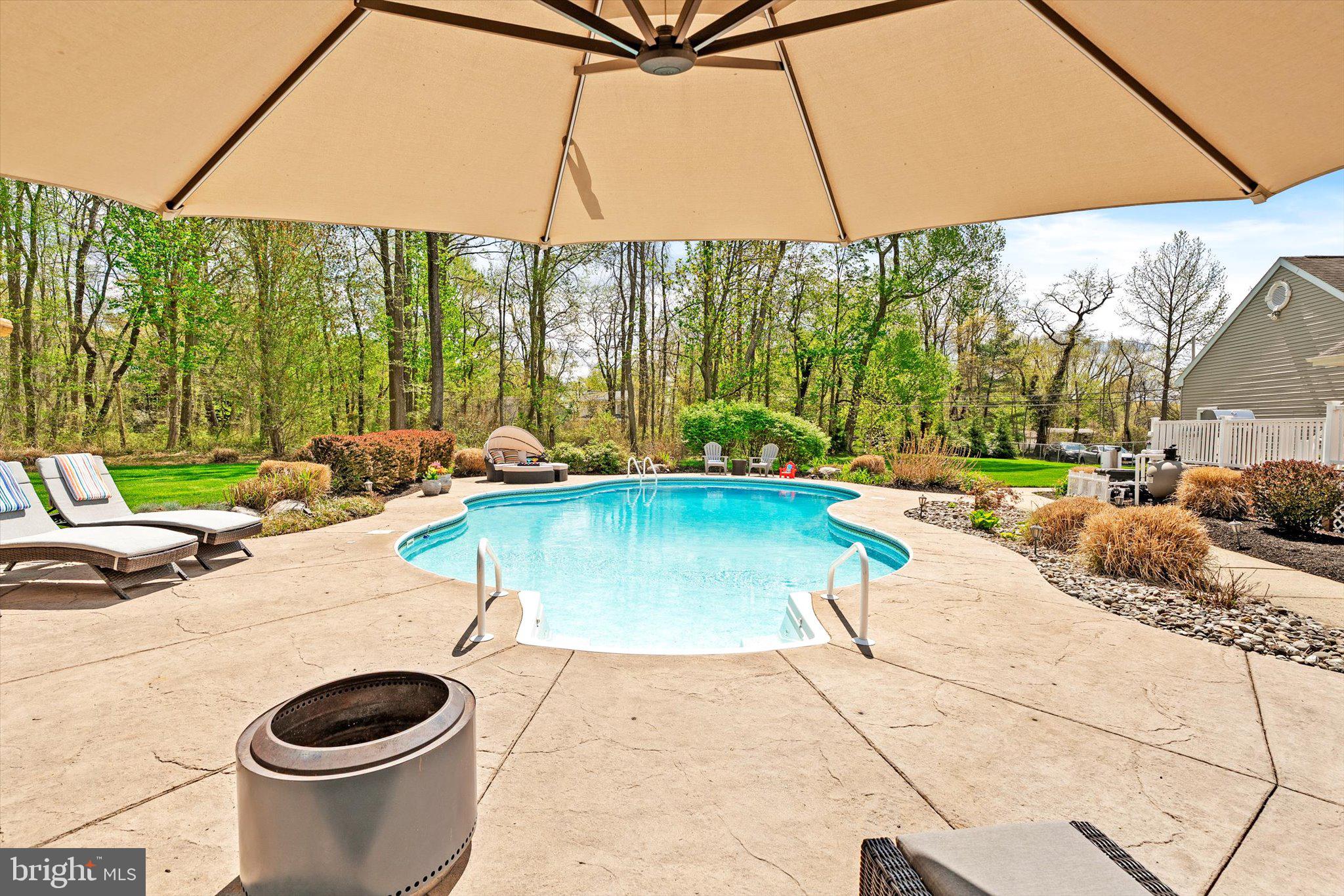 83 Oak Glen Road Howell, NJ 07731 - Photo 41 of 67