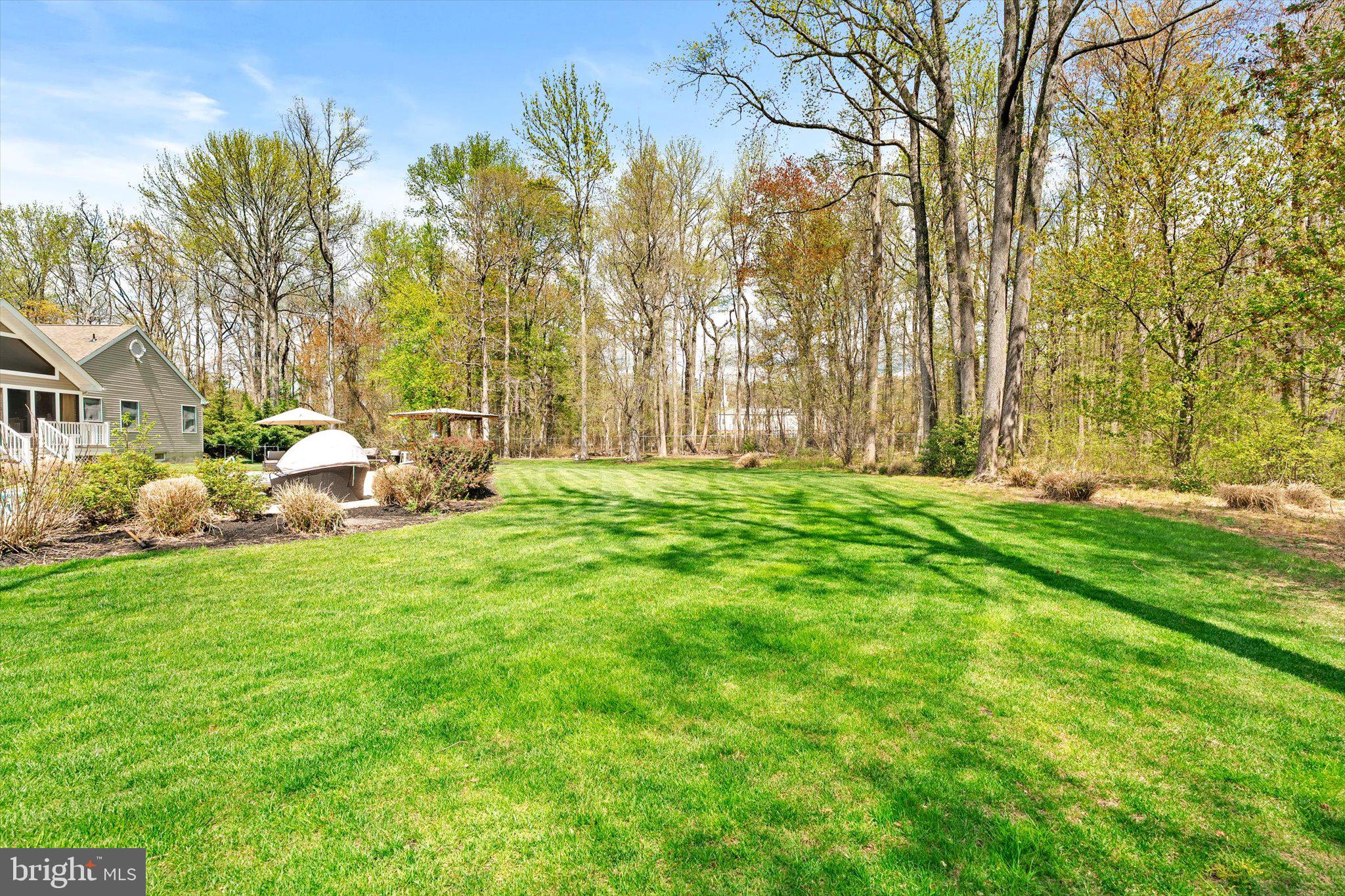 83 Oak Glen Road Howell, NJ 07731 - Photo 44 of 67