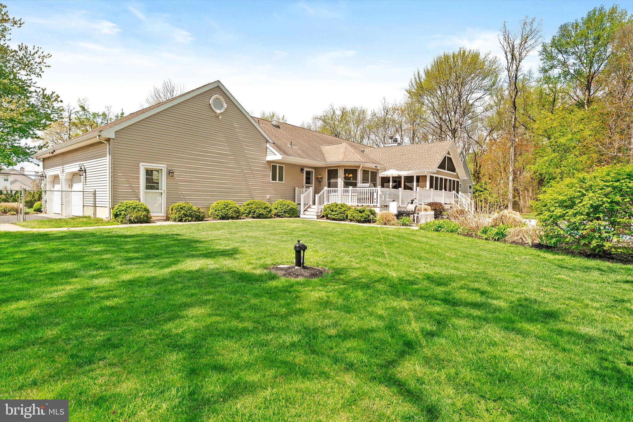 83 Oak Glen Road Howell, NJ 07731 - Photo 45 of 67
