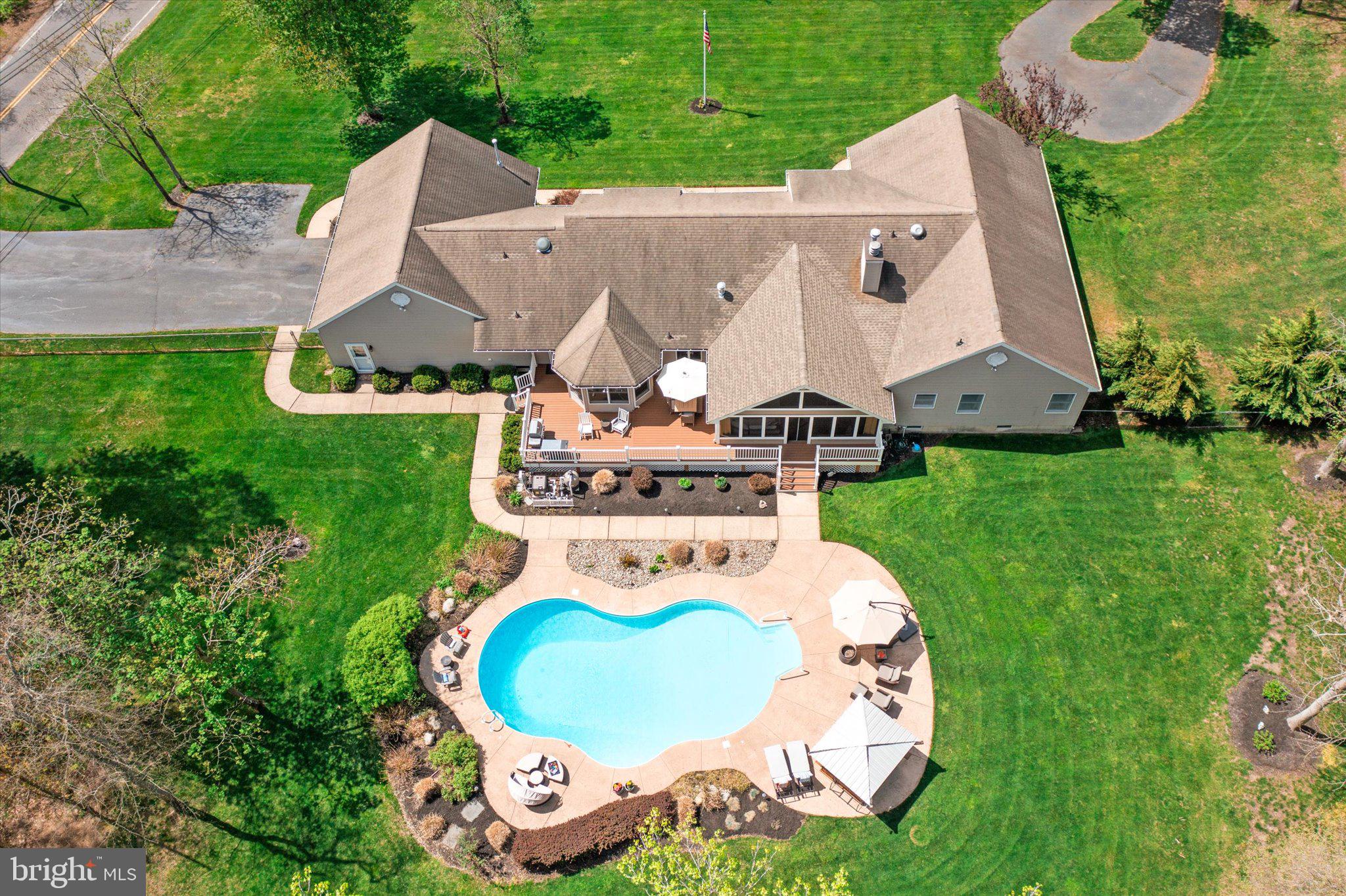 83 Oak Glen Road Howell, NJ 07731 - Photo 54 of 67