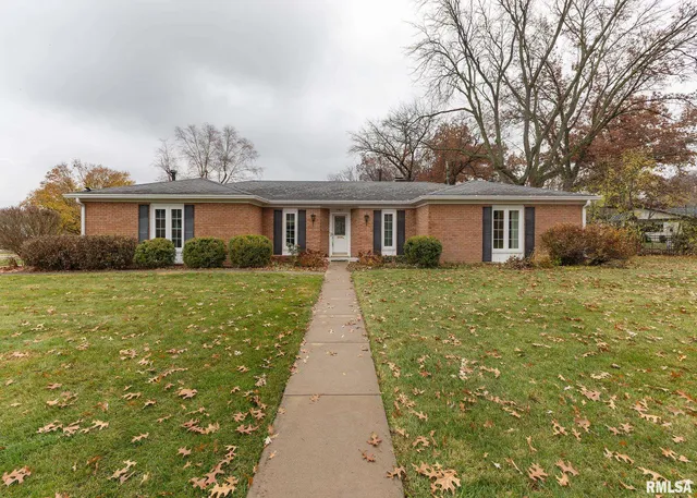 $275,000 | 3907 44th Street, Rock Island, IL 61201