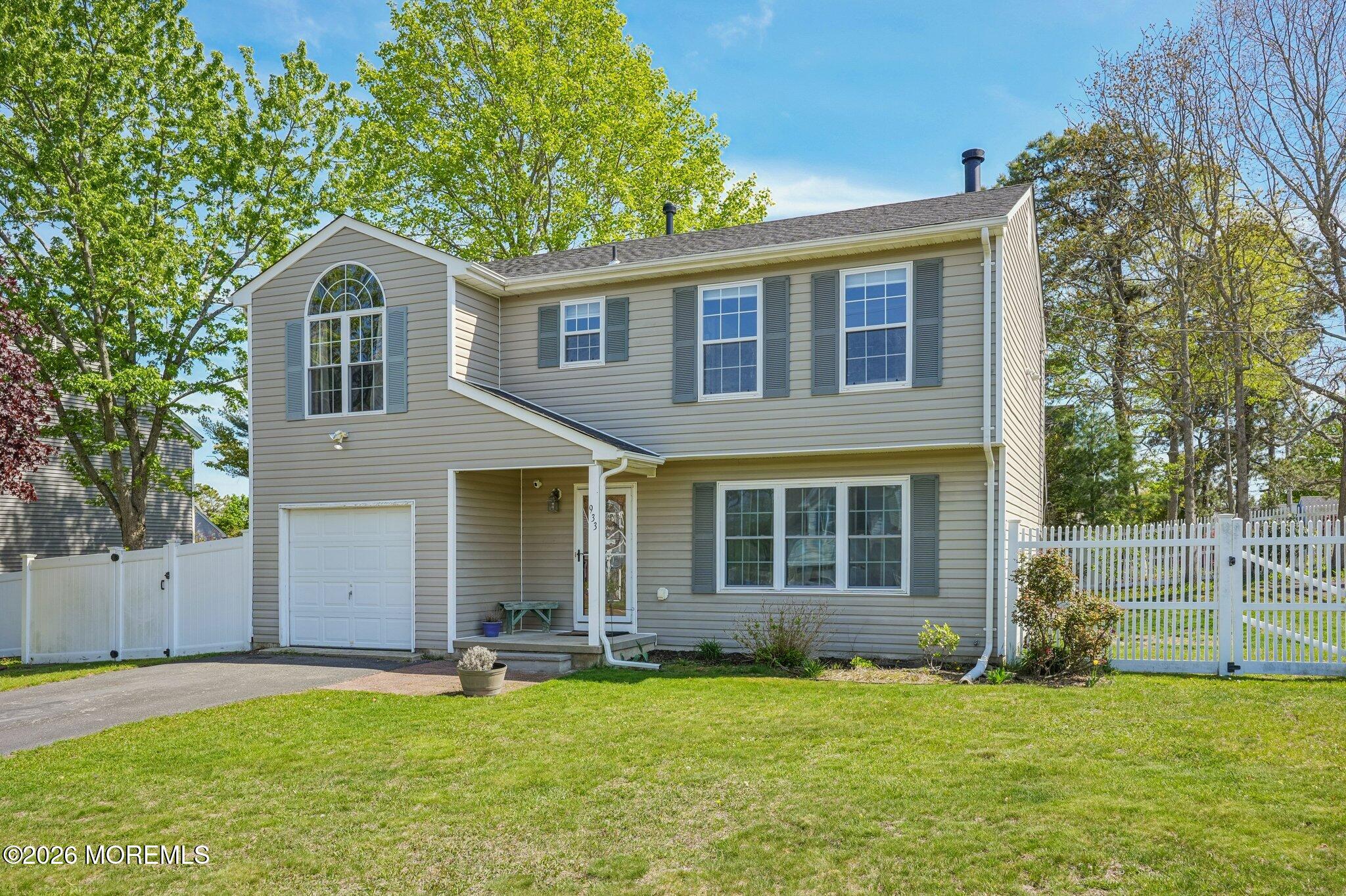 933 Delta Lane Manahawkin, NJ 08050 - Photo 2 of 27 022