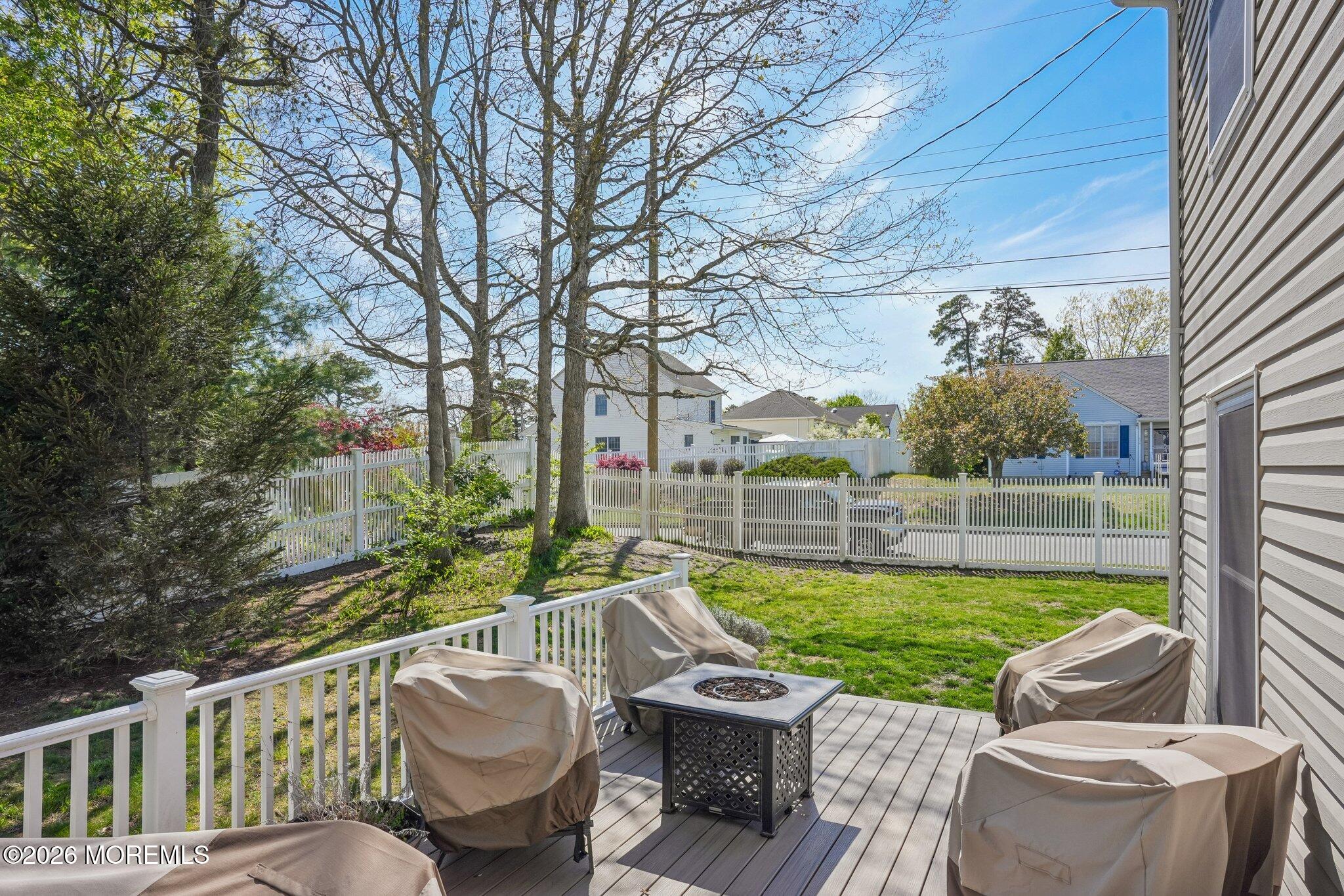 933 Delta Lane Manahawkin, NJ 08050 - Photo 25 of 27 025