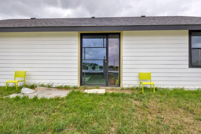 $899,900 | 135 Wilbarger Bend Road, Bastrop, TX 78602