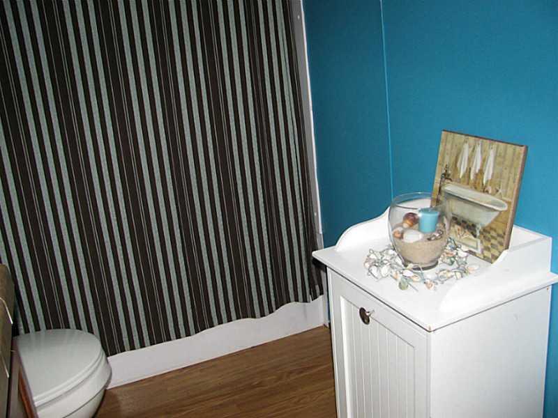 602 River Road Greene, ME 04236 - Photo 20 of 34 Bathroom.