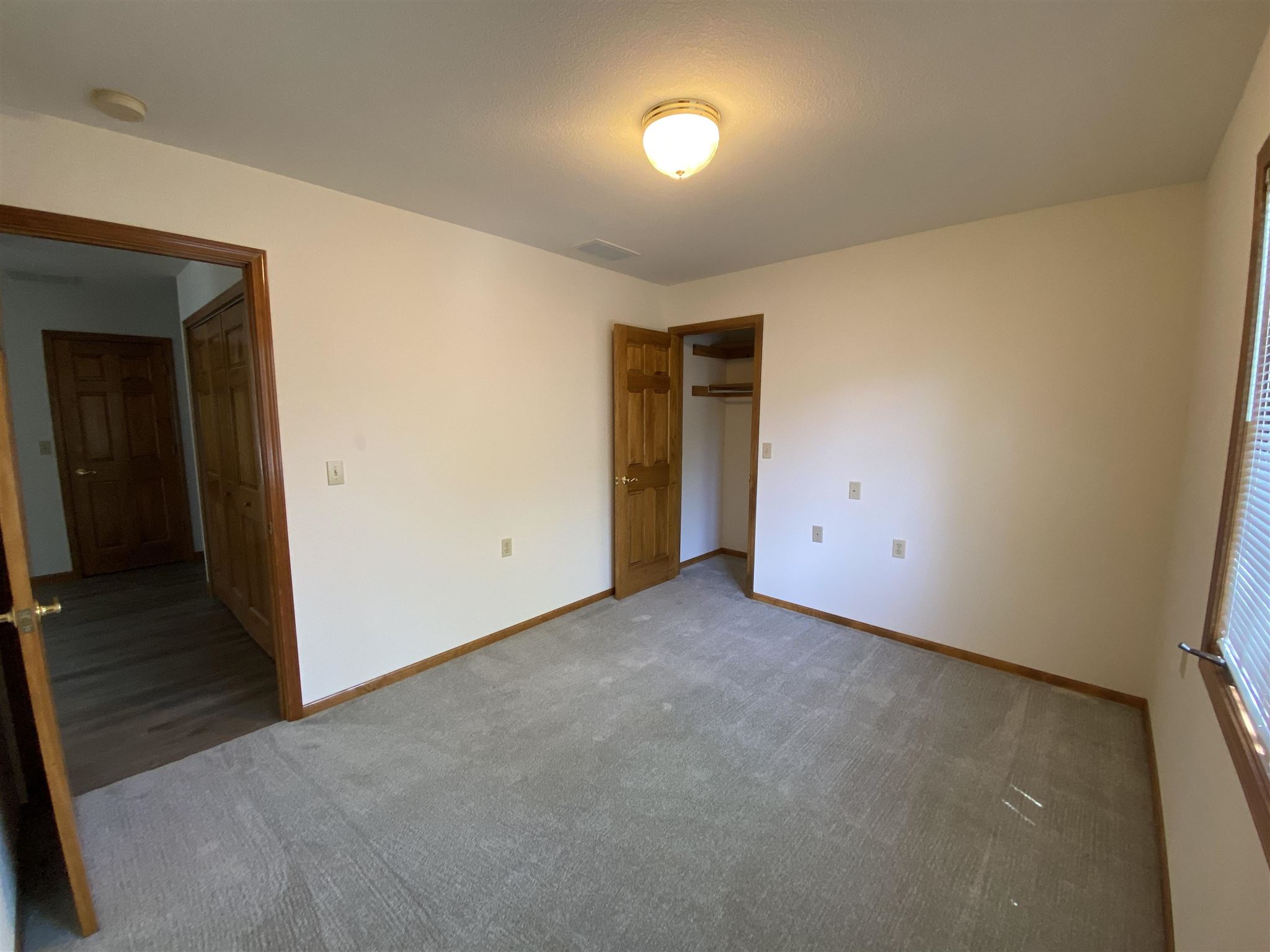 121 South 9th Street Decatur, IN 46733 - Photo 14 of 31