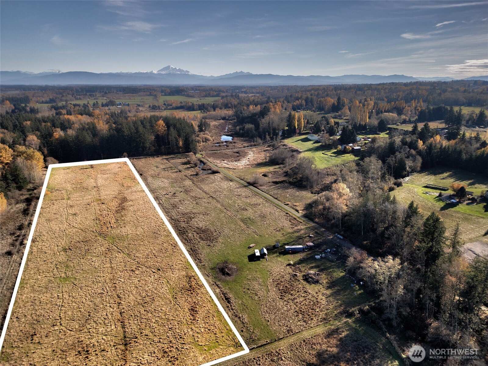 7475 Valley View Road Ferndale, WA 98248 - Photo 4 of 9 a view of a city