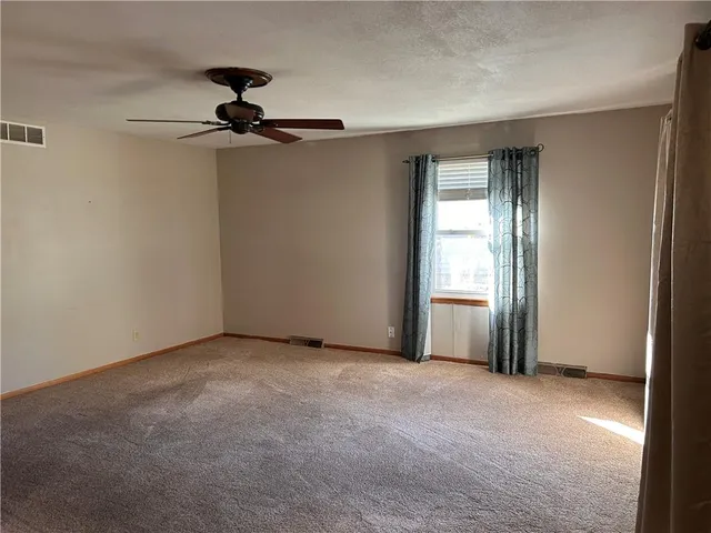 $165,000 | 536 Hogue Street, Pomona, KS 66076