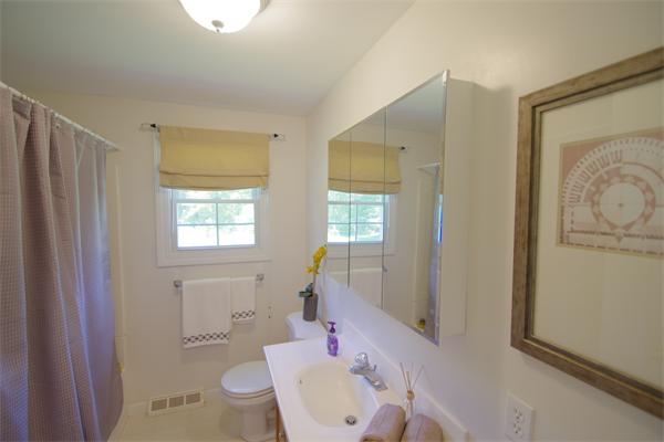 146 Brickyard Road Southampton, MA 01073 - Photo 9 of 17