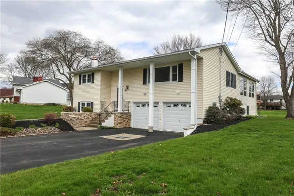 $319,900 | 18 Groff Road, Big Flats, NY 14845