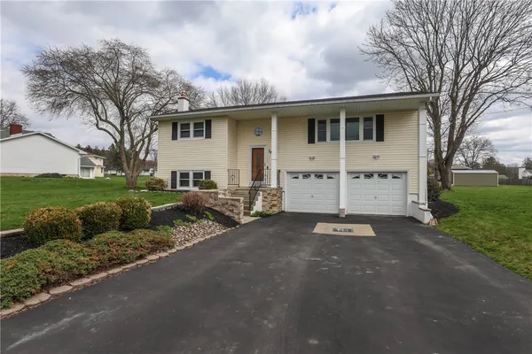 $319,900 | 18 Groff Road, Big Flats, NY 14845