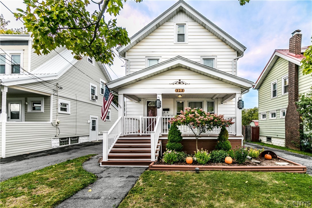 313 Roxford Road North Syracuse, NY 13208 - Photo 1 of 1 Gallery Image 1