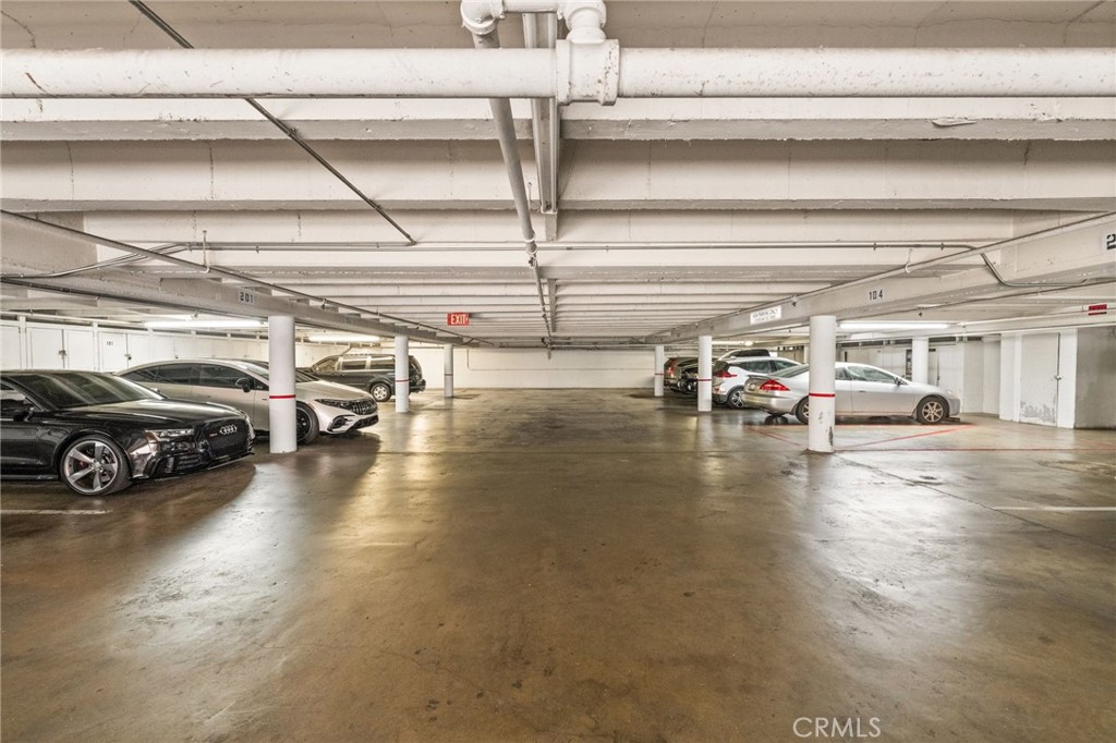 6979 Palm Court, Unit 104A Riverside, CA 92506 - Photo 47 of 53 a view of parking area