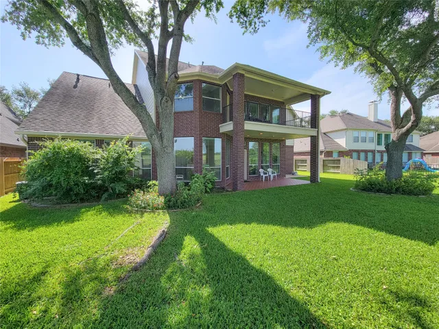 $620,000 | 3011 Taylorcrest Drive, Pearland, TX 77584