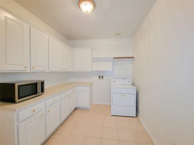 $620,000 | 3011 Taylorcrest Drive, Pearland, TX 77584