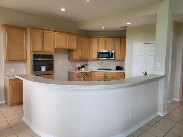 $620,000 | 3011 Taylorcrest Drive, Pearland, TX 77584