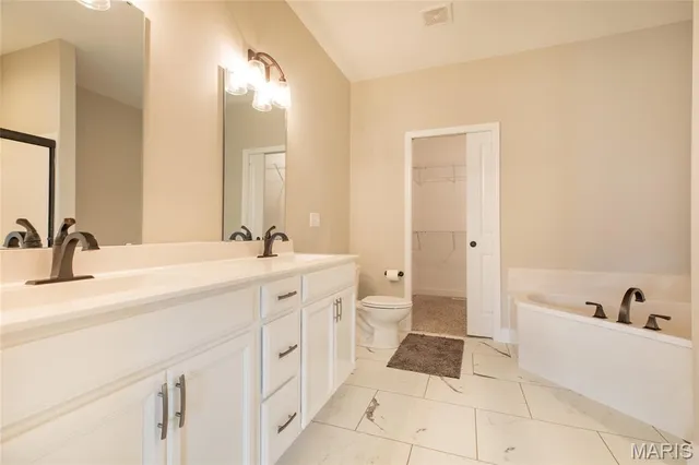 $449,000 | 266 Smola Woods Court, Glen Carbon, IL 62034