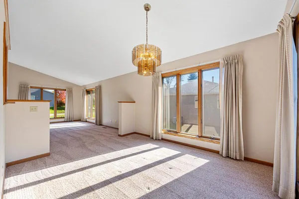 $384,900 | 840 Riverwood Place, Owatonna, MN 55060
