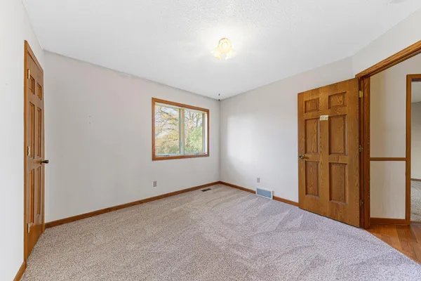 $384,900 | 840 Riverwood Place, Owatonna, MN 55060