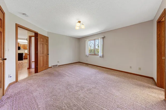 $392,000 | 840 Riverwood Place, Owatonna, MN 55060