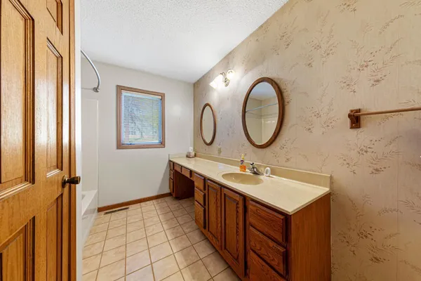 $384,900 | 840 Riverwood Place, Owatonna, MN 55060