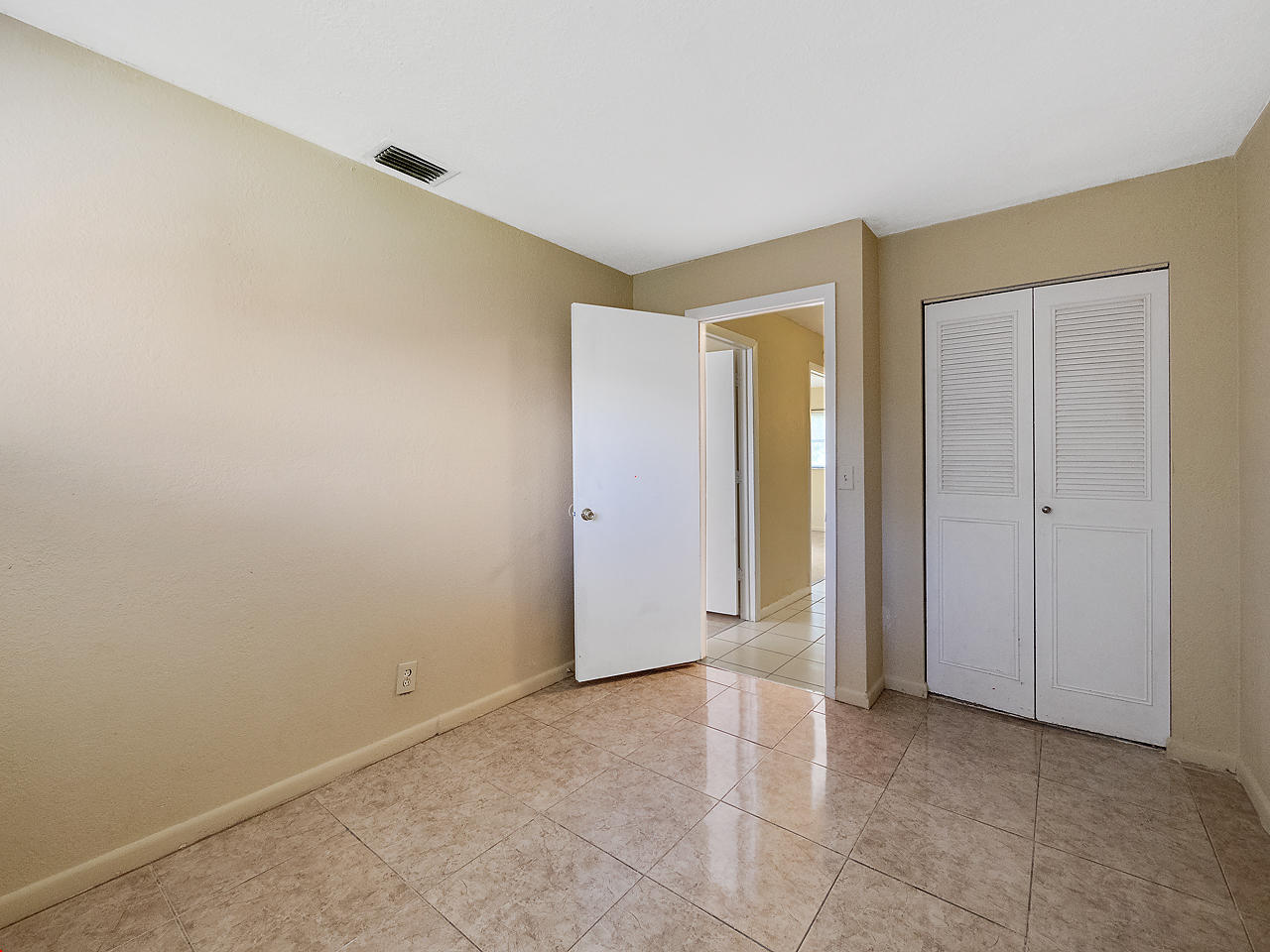 10941 Winding Creek Lane Boca Raton, FL 33428 - Photo 8 of 14 008 copy