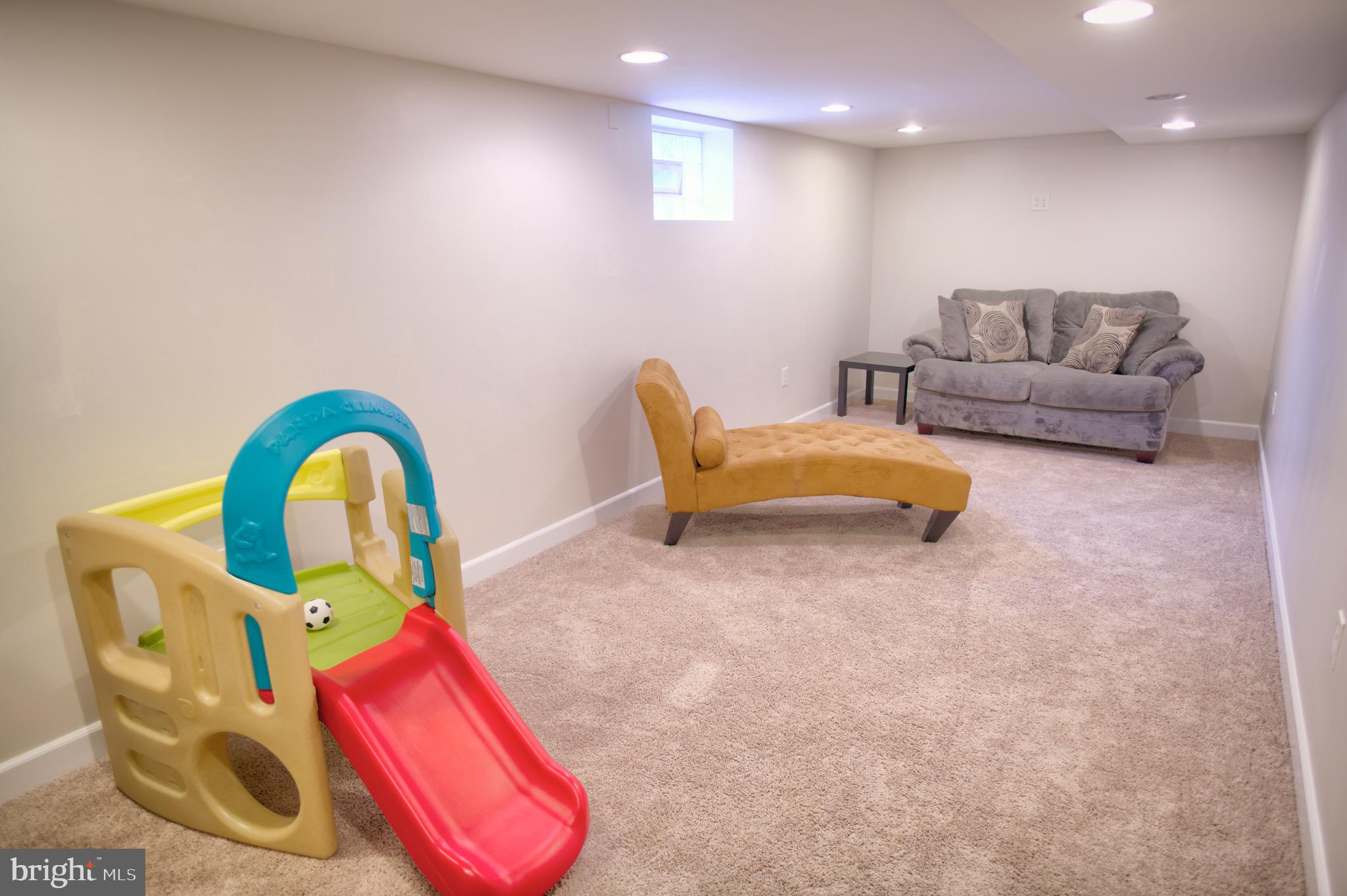 1272 Maple Avenue Halethorpe, MD 21227 - Photo 18 of 24 Basement rec space