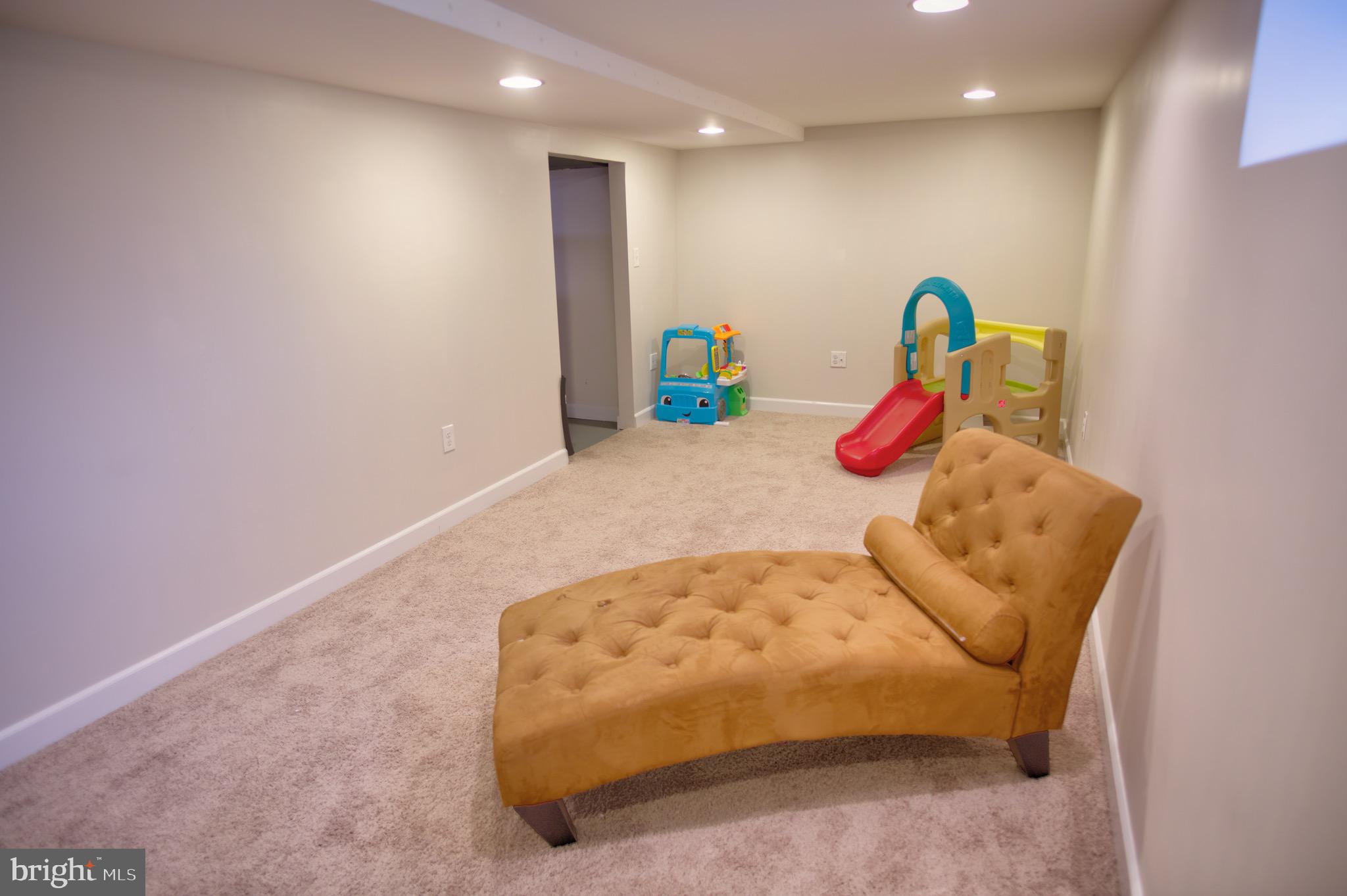 1272 Maple Avenue Halethorpe, MD 21227 - Photo 19 of 24 Gallery Image 19