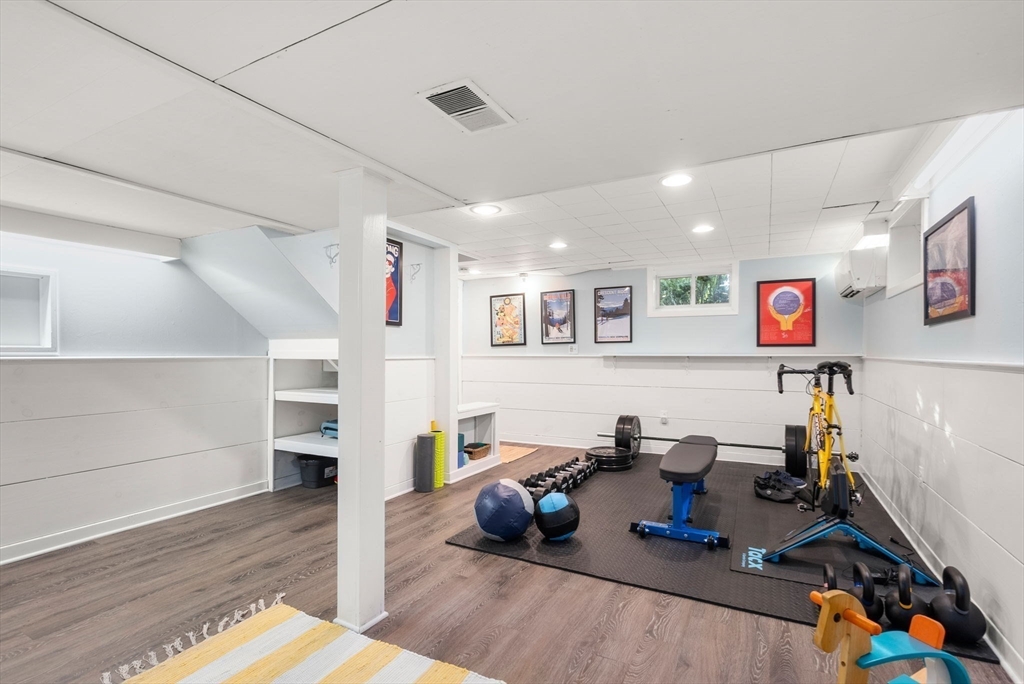 140 Walpole Street Dover, MA 02030 - Photo 22 of 31