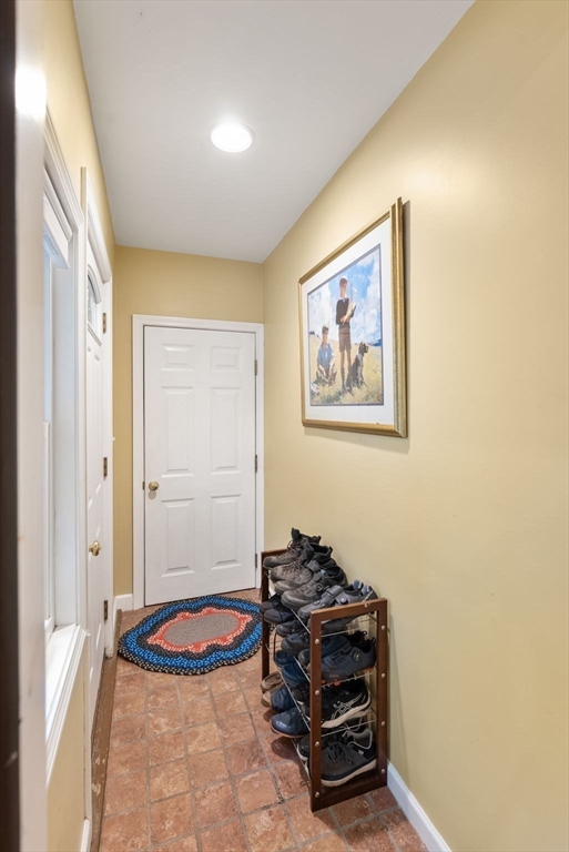 140 Walpole Street Dover, MA 02030 - Photo 23 of 31