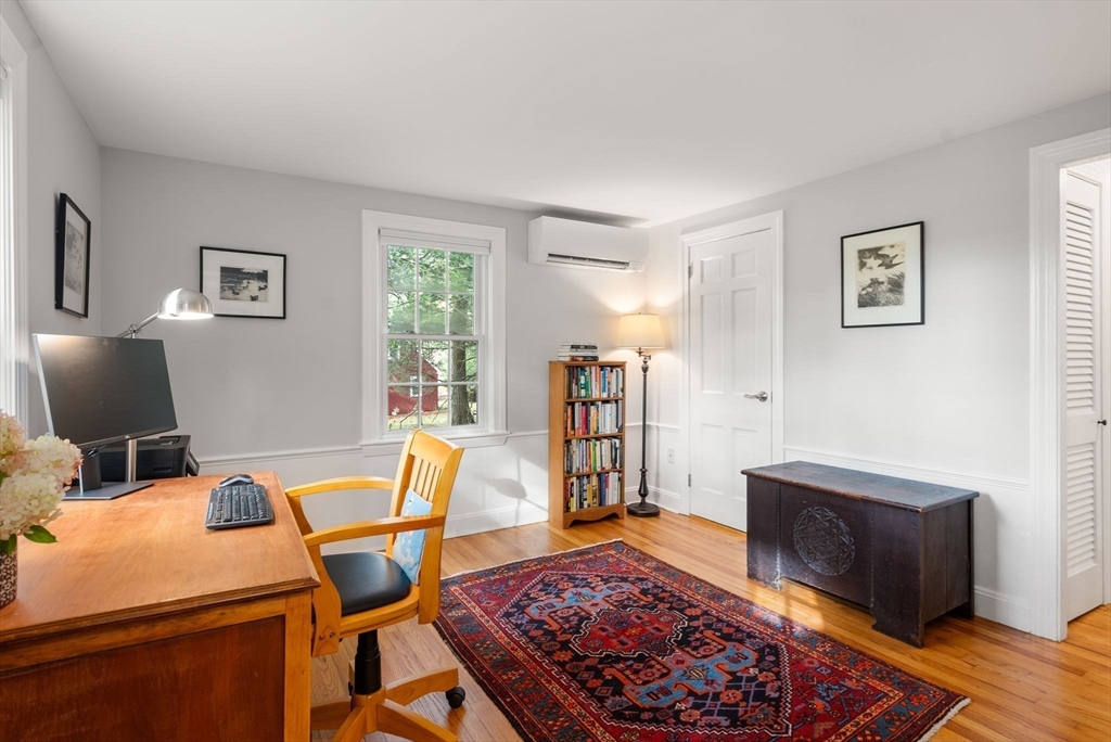 140 Walpole Street Dover, MA 02030 - Photo 10 of 31