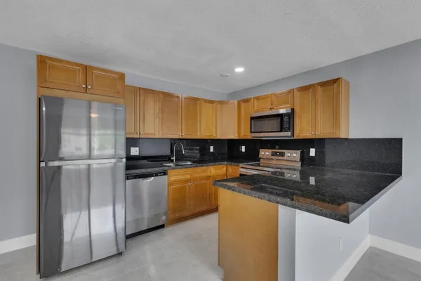 $799,000 | 800-802 Southwest 6th Court, Pompano Beach, FL 33060