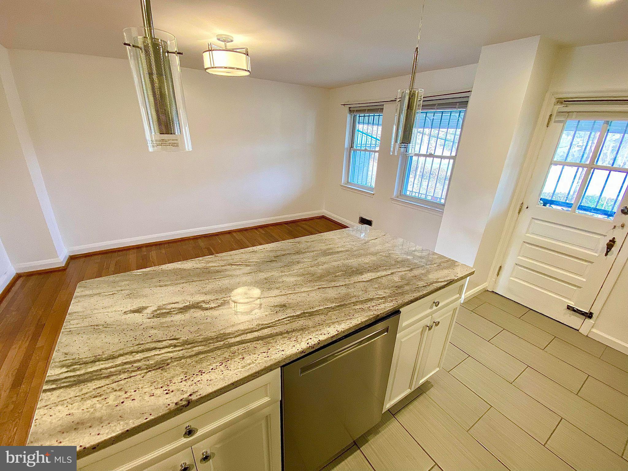 5781 Edgepark Road Baltimore, MD 21239 - Photo 9 of 22