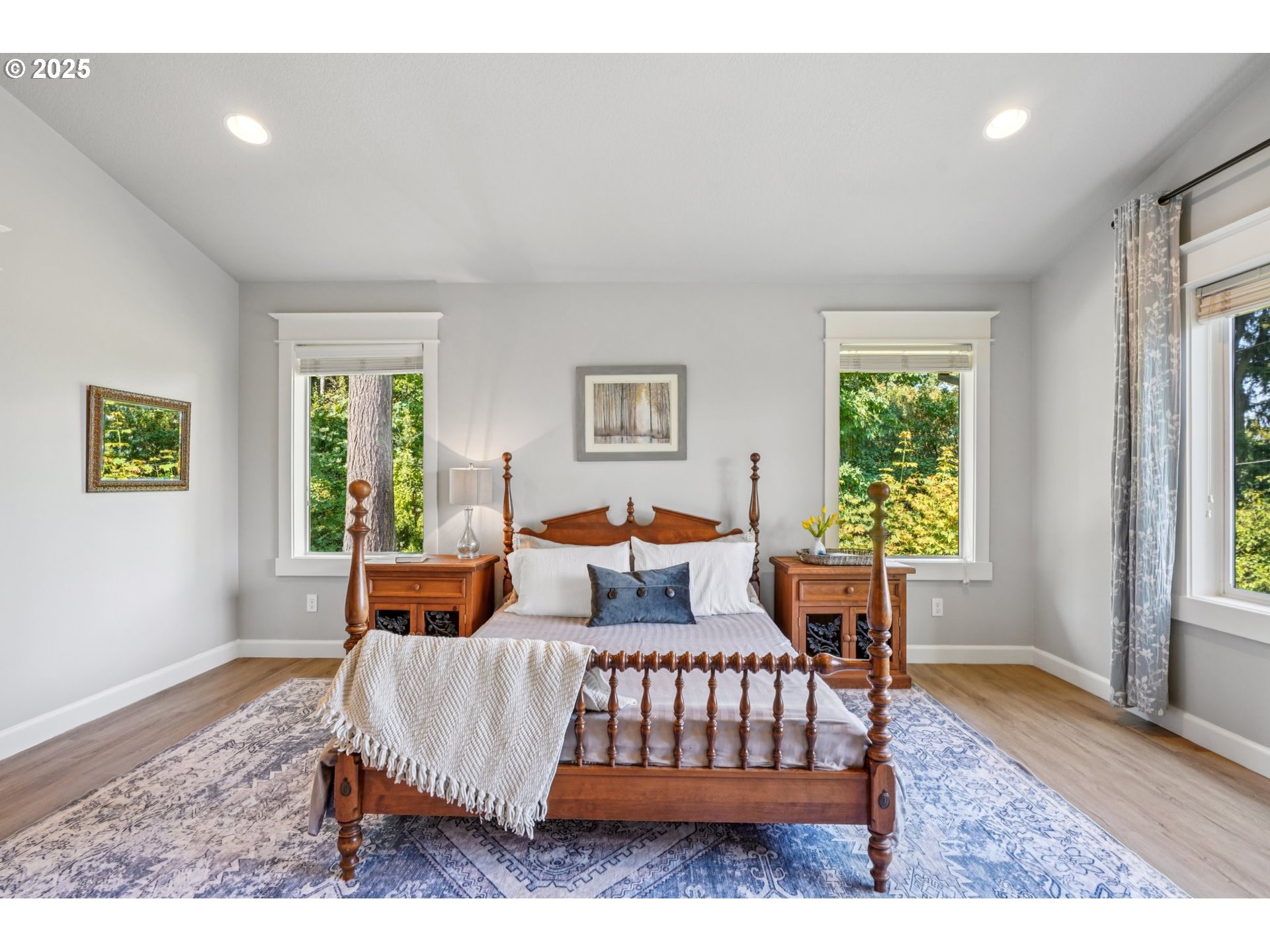 5862 Southwest Ralston Drive Portland, OR 97239 - Photo 20 of 41 a living room with furniture and a window
