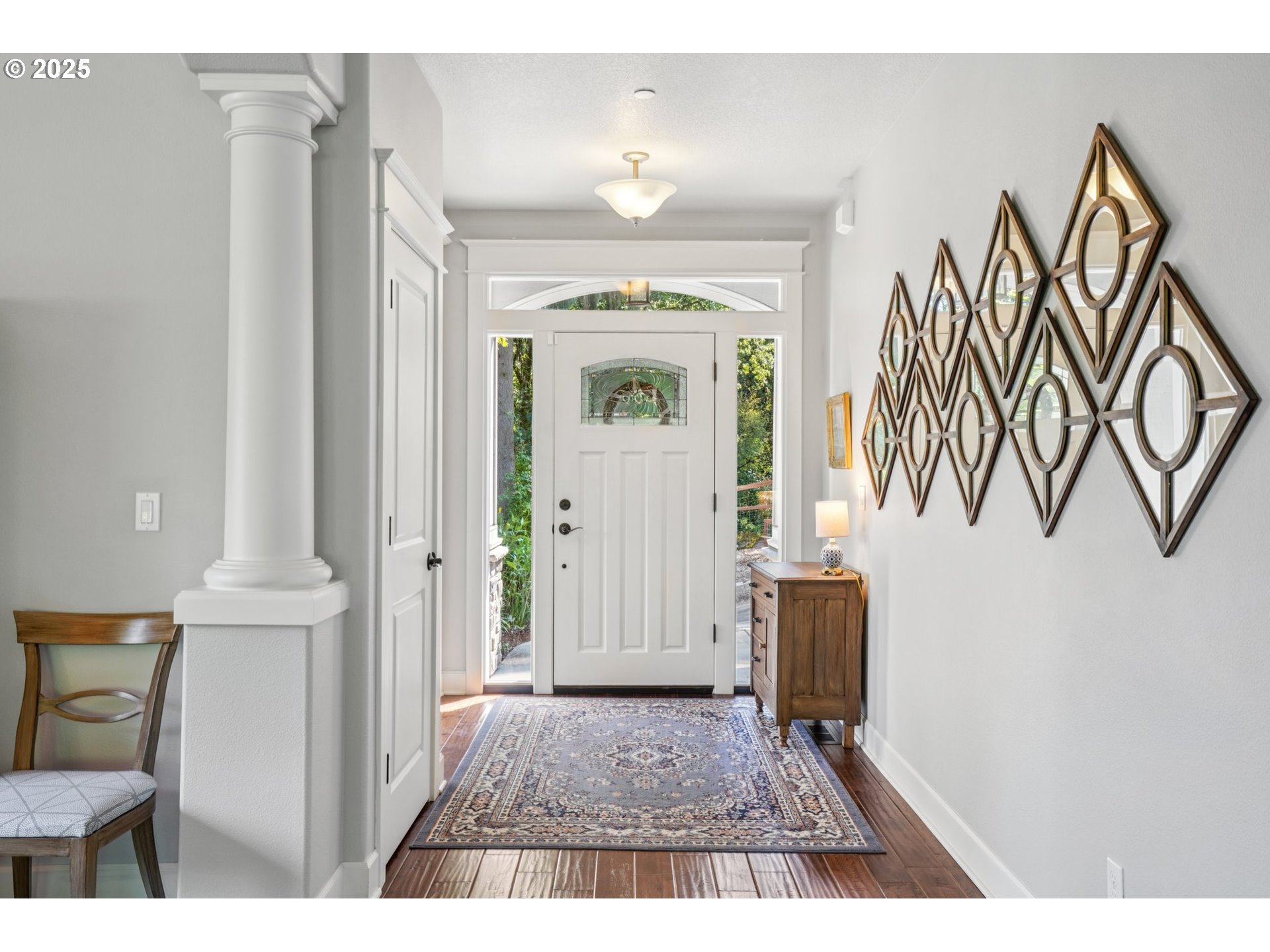 5862 Southwest Ralston Drive Portland, OR 97239 - Photo 5 of 41 view of living room