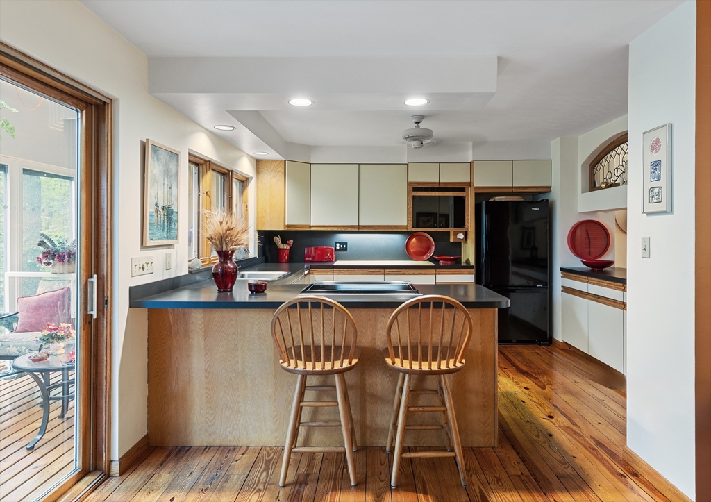 26 Fowler Street Upton, MA 01568 - Photo 12 of 30