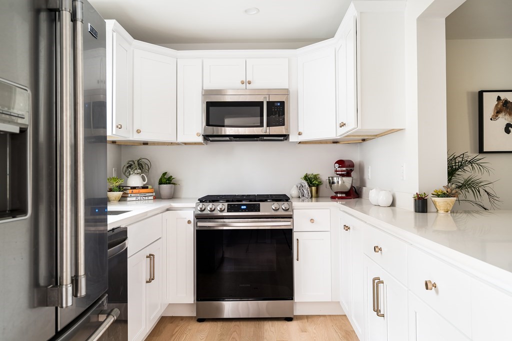 196 Chestnut Avenue, Unit C Boston, MA 02130 - Photo 18 of 35