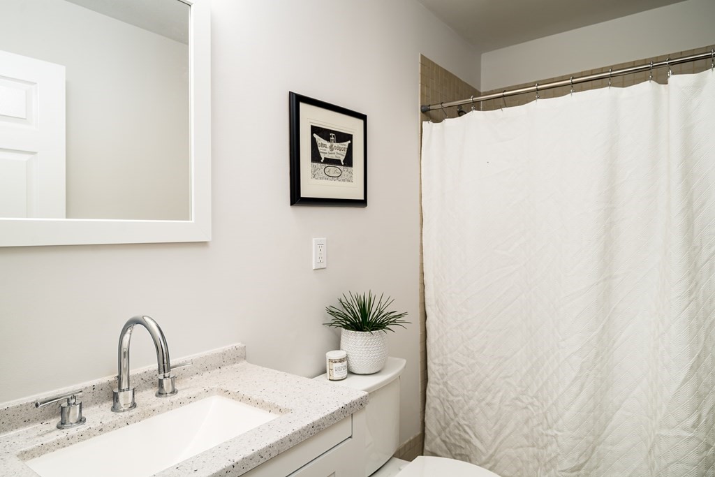 196 Chestnut Avenue, Unit C Boston, MA 02130 - Photo 22 of 35