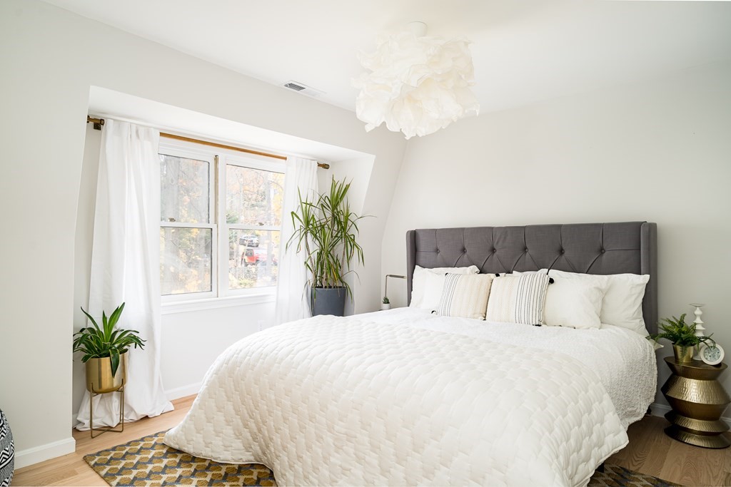 196 Chestnut Avenue, Unit C Boston, MA 02130 - Photo 27 of 35