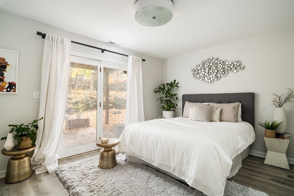 196 Chestnut Avenue, Unit C Boston, MA 02130 - Photo 4 of 35