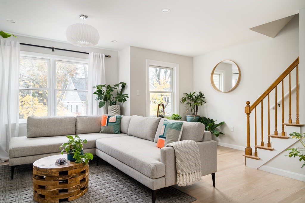 196 Chestnut Avenue, Unit C Boston, MA 02130 - Photo 8 of 35