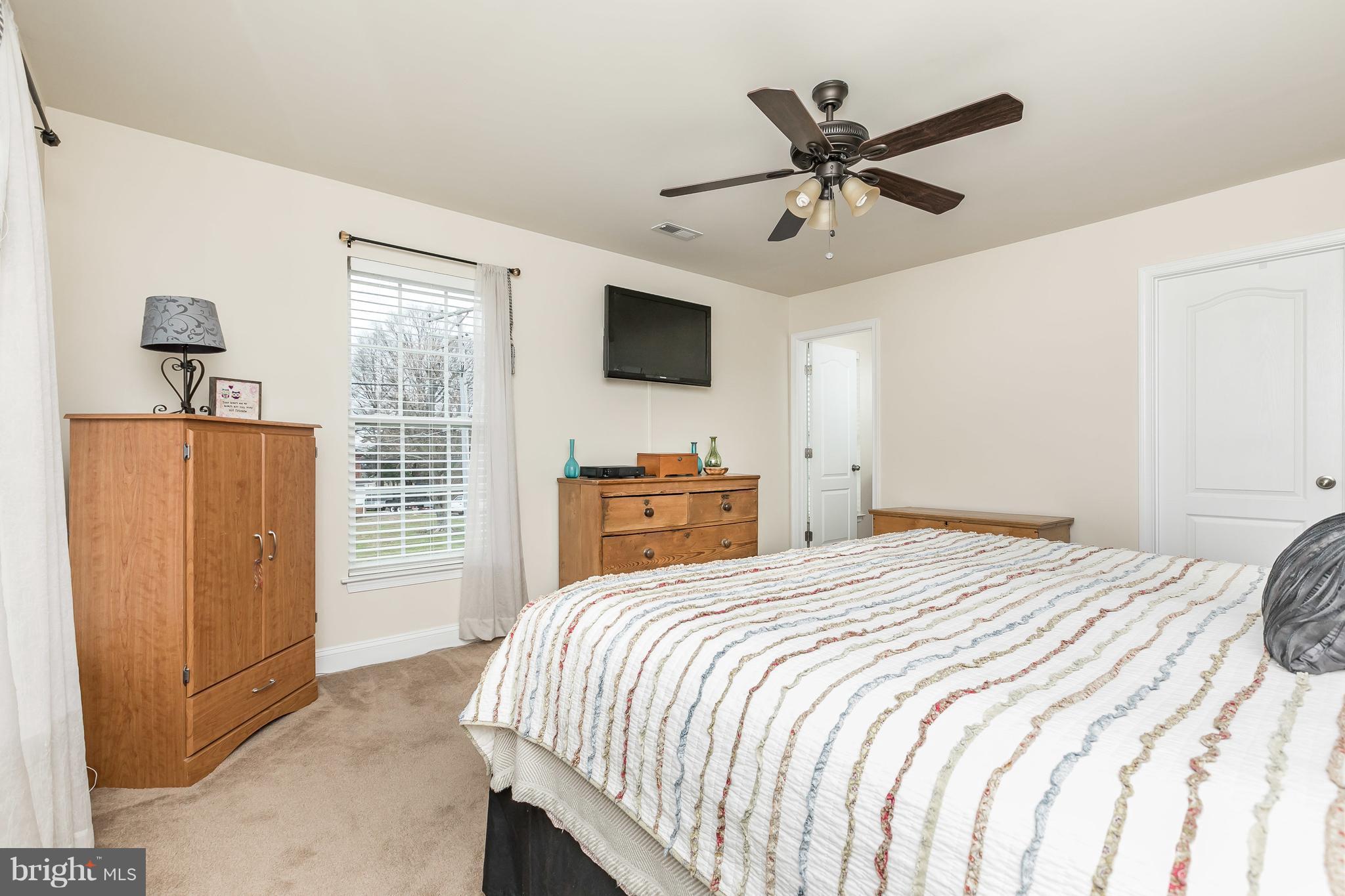 303 Riverside Drive Baltimore, MD 21221 - Photo 13 of 29 Bedroom (Master)